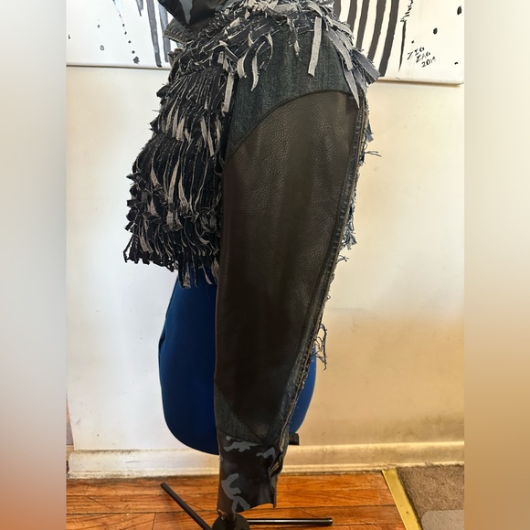Women’s Denim/Blue Camouflaged/Black Leather Fringed Jacket ❌SOLD❌ - Picture 5 of 5